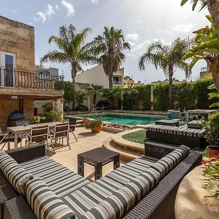 Casa Serena * Żebbuġ